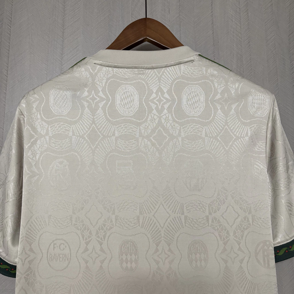 UNIFORME BAYER DE MUNIQUE OKTOBERFAST