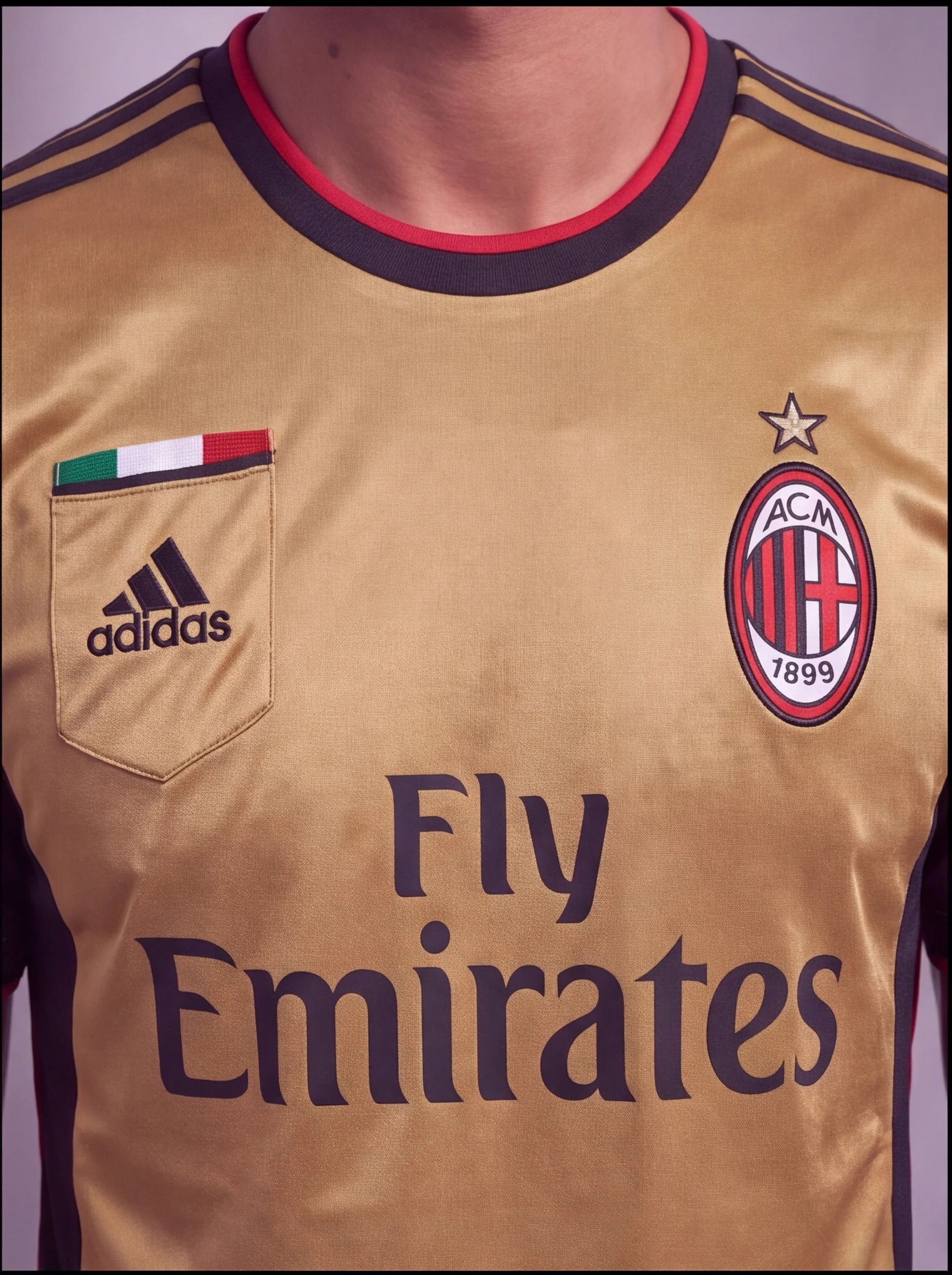 UNIFORME MILAN 13/14 DOURADO