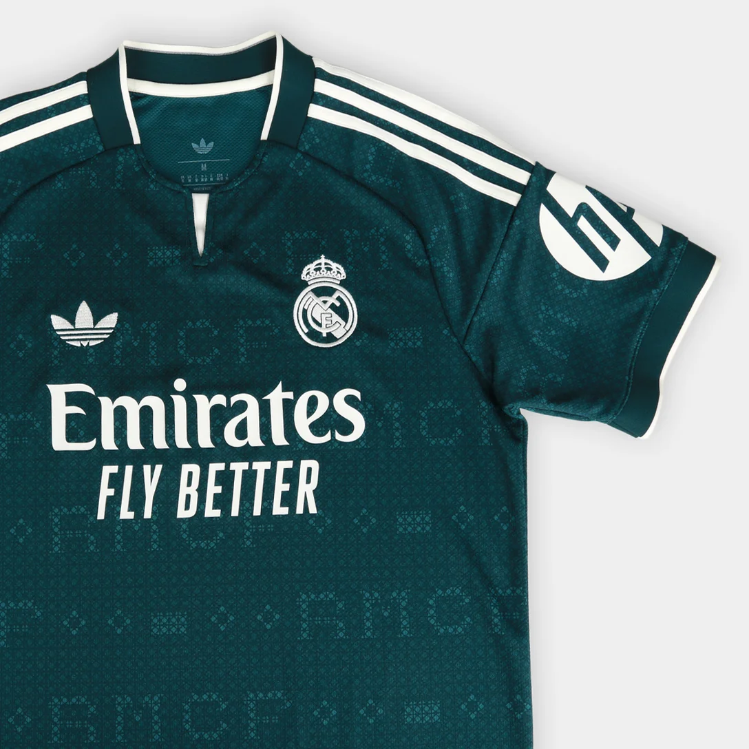 UNIFORME REAL MADRID AWAY 26/27