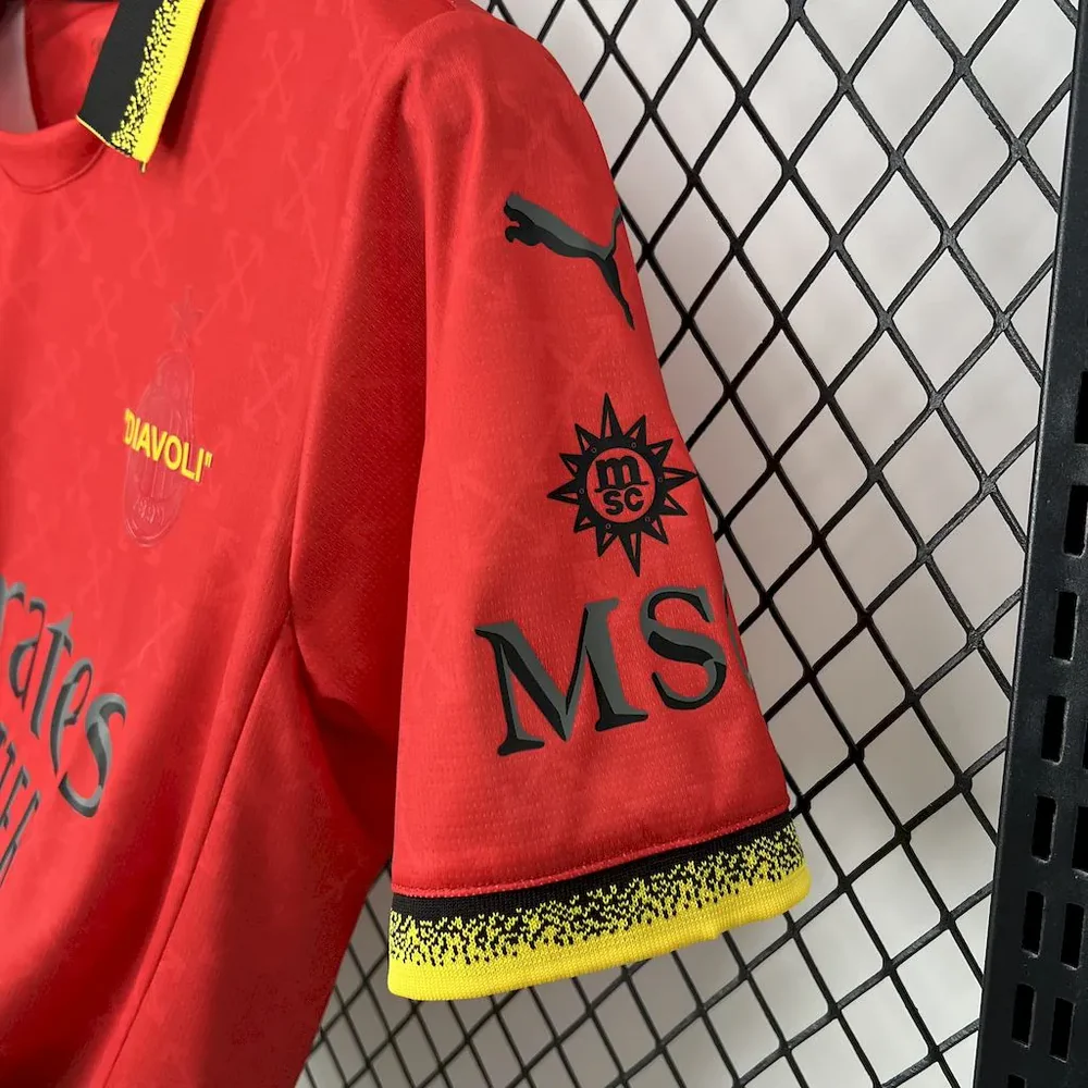 UNIFORME MILAN X OFFWHITE