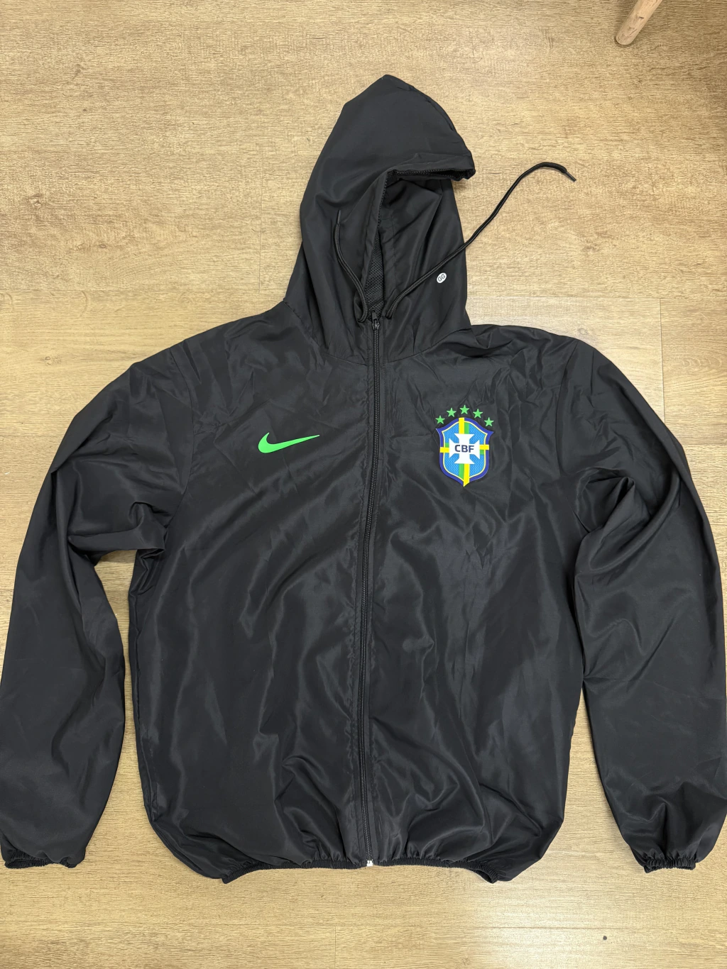 CORTA VENTO BRASIL PRETO