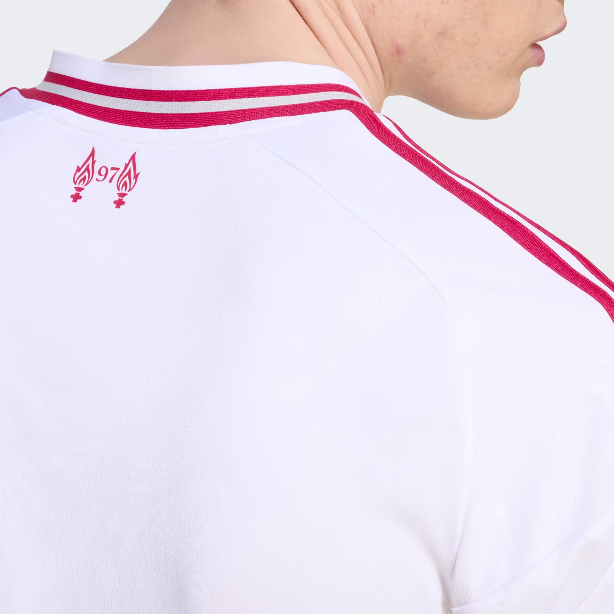 UNIFORME LIVERPOOL AWAY 26/27