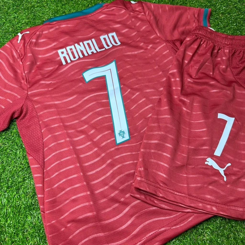 KIT PORTUGAL HOME 2026 INFANTIL RONALDO #7