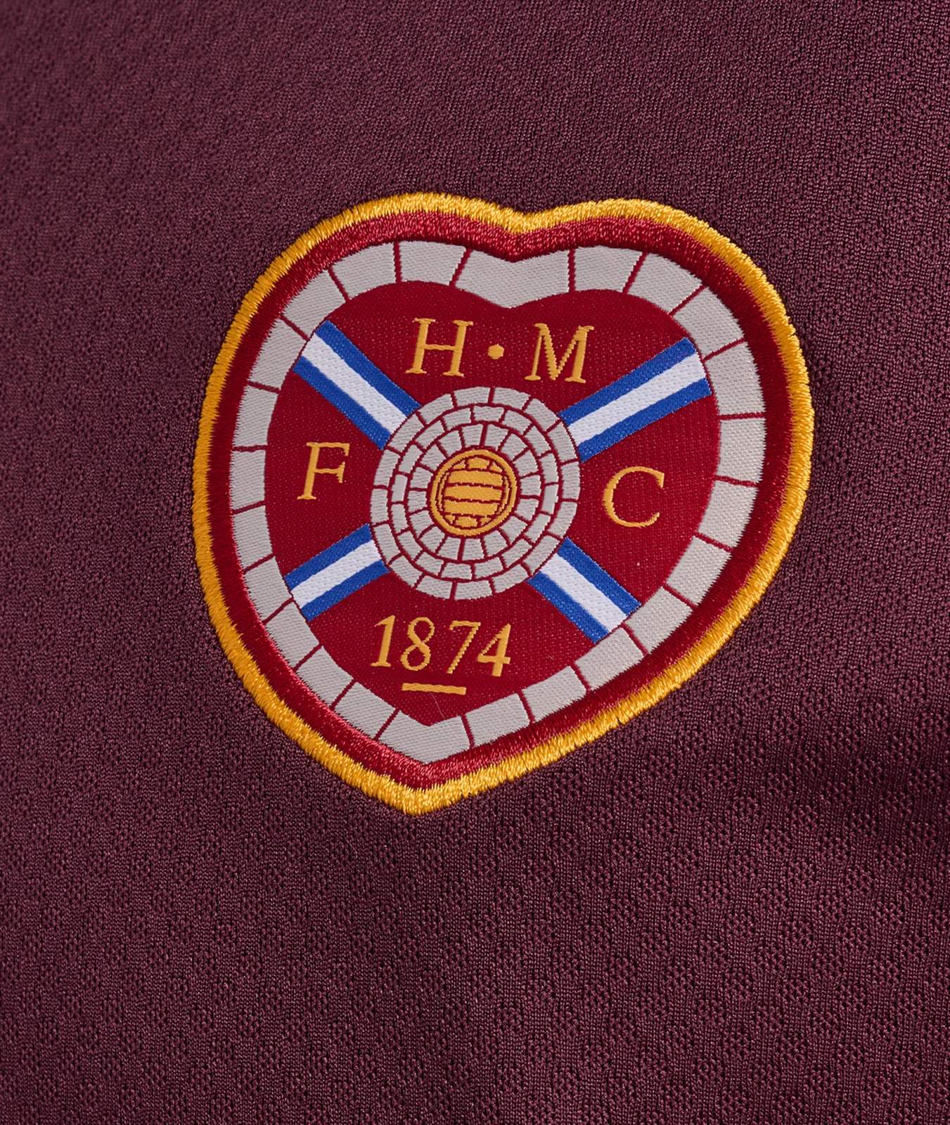 UNIFORME HEARTS HOME 26/27
