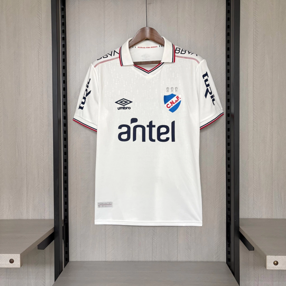 UNIFORME NACIONAL 26/27